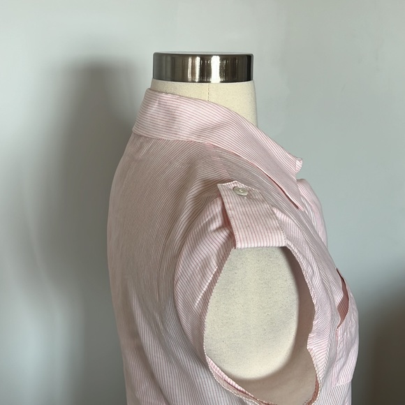 Theory Sleeveless Button-down Top - Picture 5 of 8